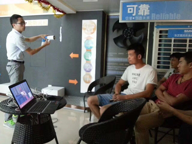 榜樣在身邊 激情熱血注企業(yè) 榜樣在身邊 激情熱血注企業(yè)