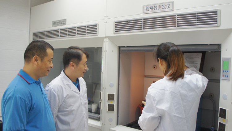 贏勝節(jié)能 橡塑保溫材料 class0 class1 復(fù)合橡塑保溫材料 橡塑保溫管 橡塑保溫板 外墻保溫 殼寶U-PVC管道外護 玻璃棉 愛耳聲學(xué) 隔聲降噪材料